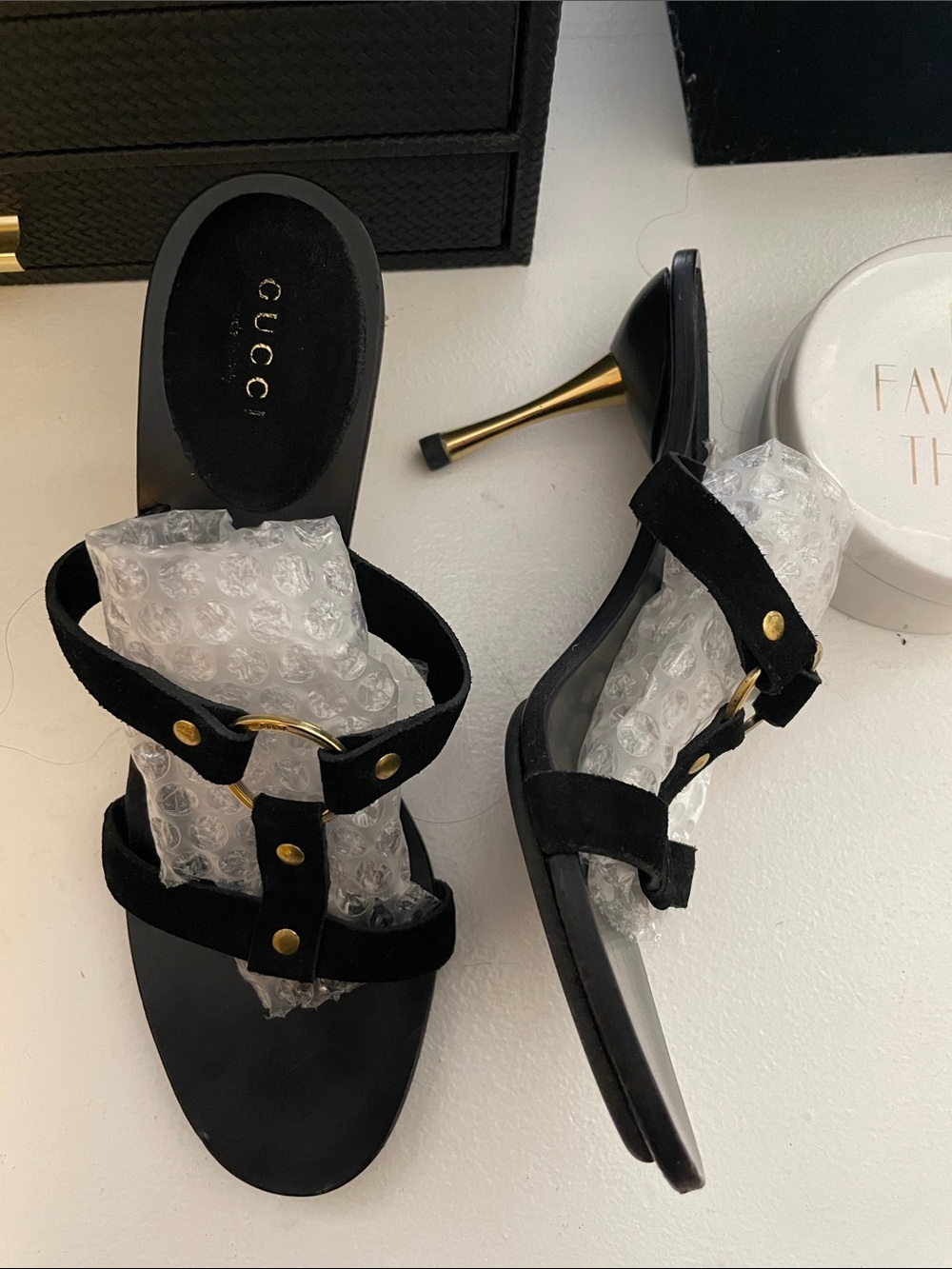 Gucci O-ring suede heel sandals